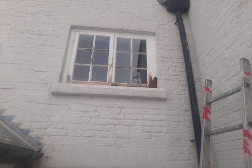 Window repairs and refurbishment to a Grade 2 listed property