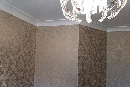 Semi-sheen designer wallpaper