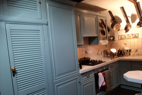 kitchen units finished.