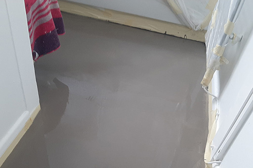 Photo 2 self levelling screed, ready for vinyl plank flooring